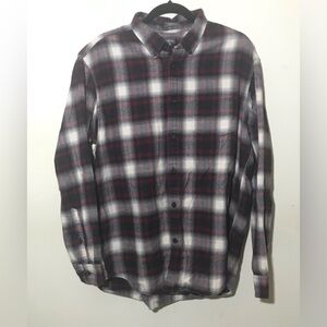 Mens Eddie Bauer L relaxed fit plaid flannel shirt button down red black
